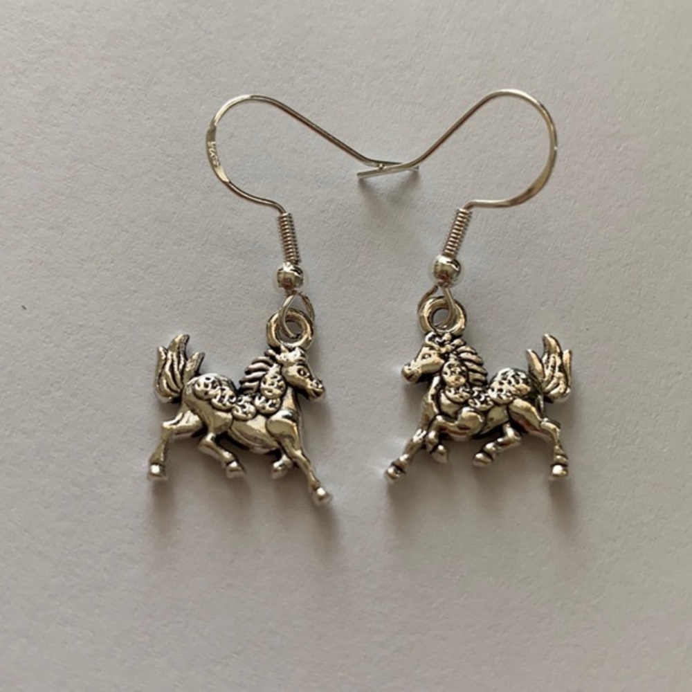 Cute Horse 🐎 Earrings